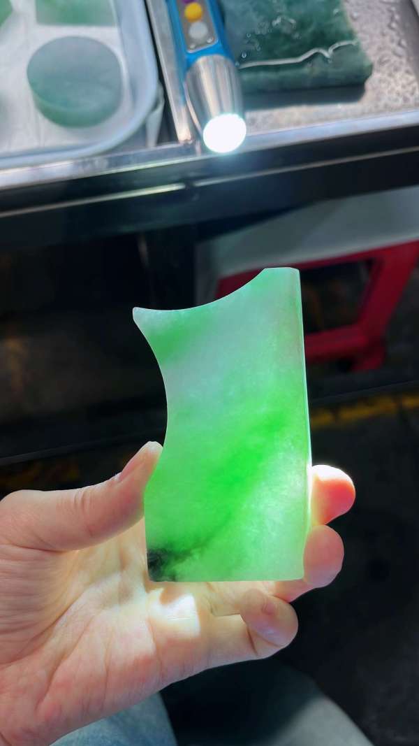 古玩翡翠玉牌真品鑒賞圖