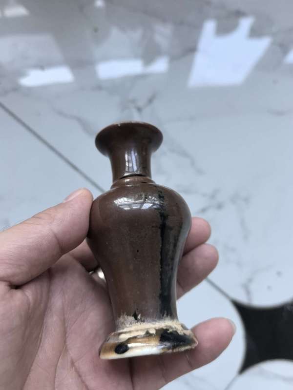 古玩紫金釉瓶真品鑒賞圖