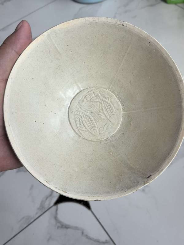 古玩陶瓷六出筋雙魚碗真品鑒賞圖