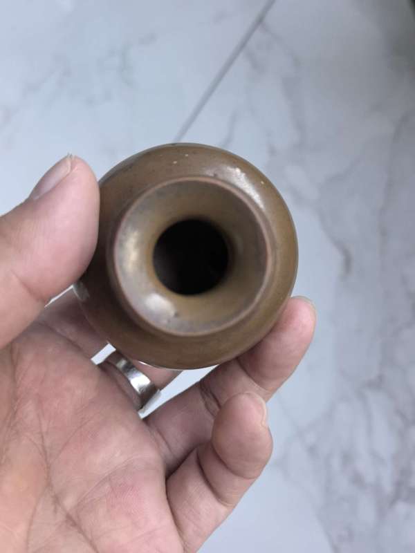 古玩陶瓷紫金釉水于真品鑒賞圖
