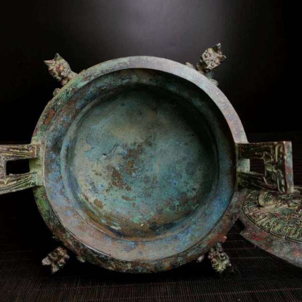 古玩銅器青銅鼎真品鑒賞圖