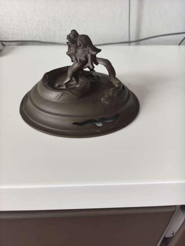 古玩銅器清代獅耳龍紐三足爐真品鑒賞圖