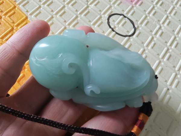 古玩玉器翡翠掛件真品鑒賞圖