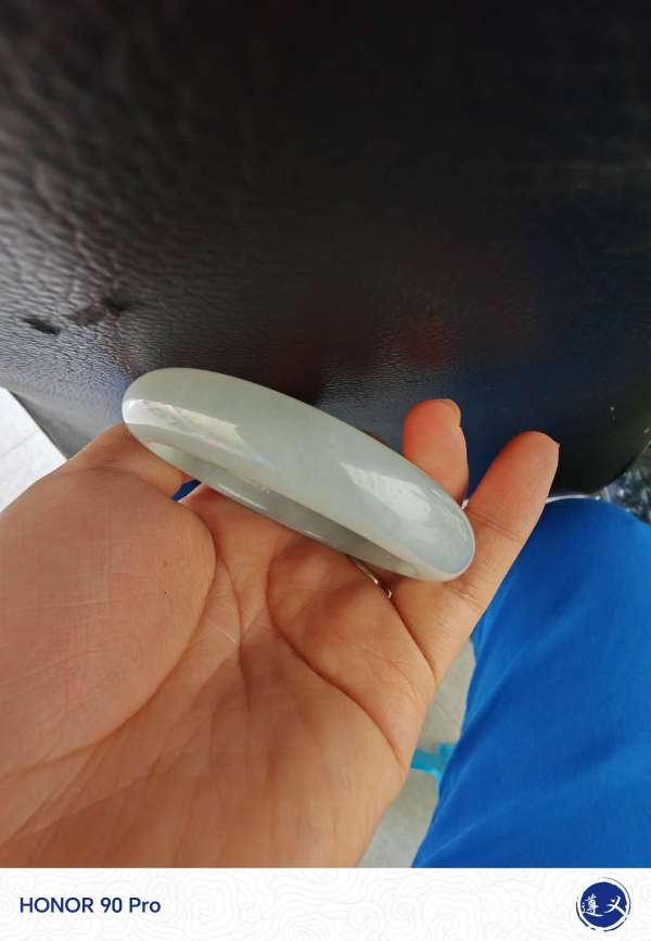 古玩玉器翡翠手鐲真品鑒賞圖