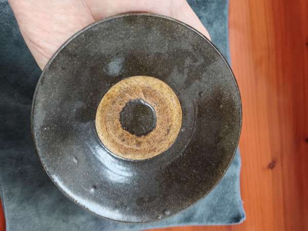 古玩陶瓷元代磁州窯系褐釉碗真品鑒賞圖