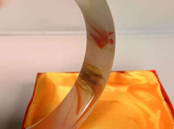 古玩玉器攪胎琉璃手鐲真品鑒賞圖