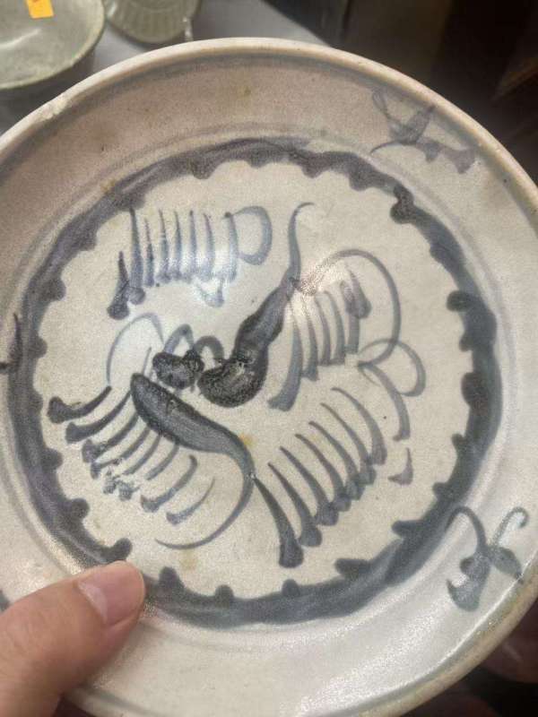 古玩陶瓷青花瑞獸盤真品鑒賞圖