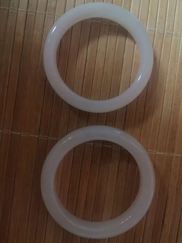 古玩玉鐲子真品鑒賞圖
