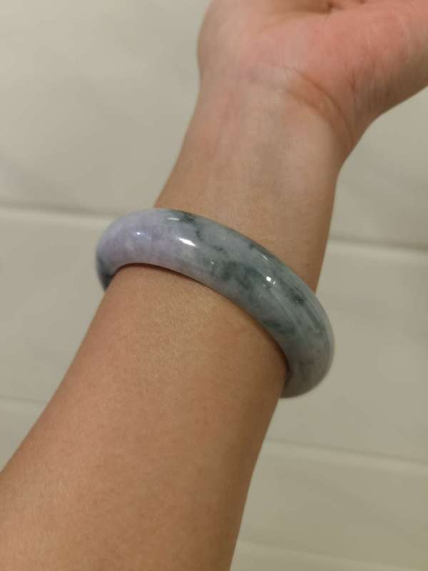 古玩翡翠鐲子真品鑒賞圖