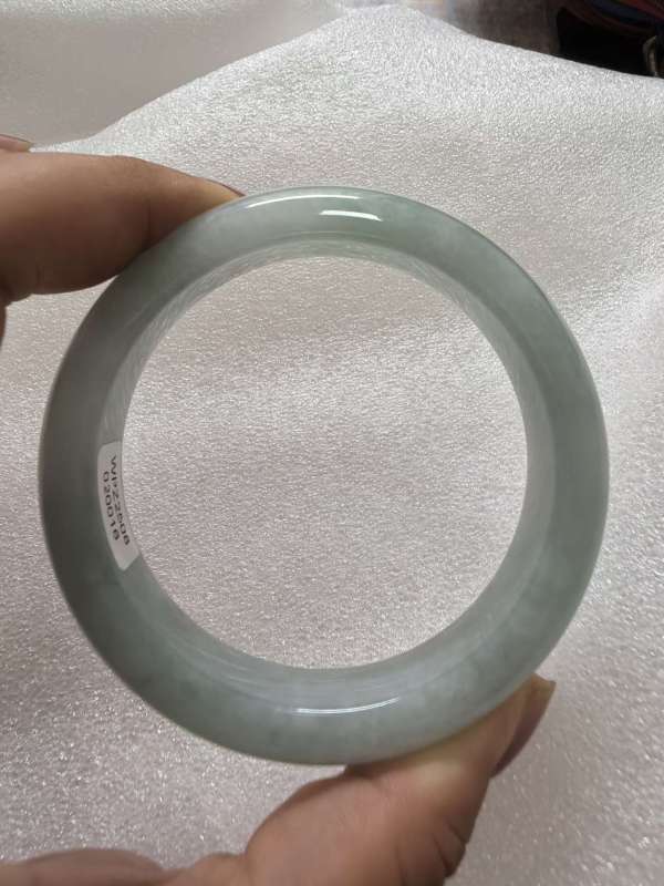 古玩玉器翡翠手鐲真品鑒賞圖