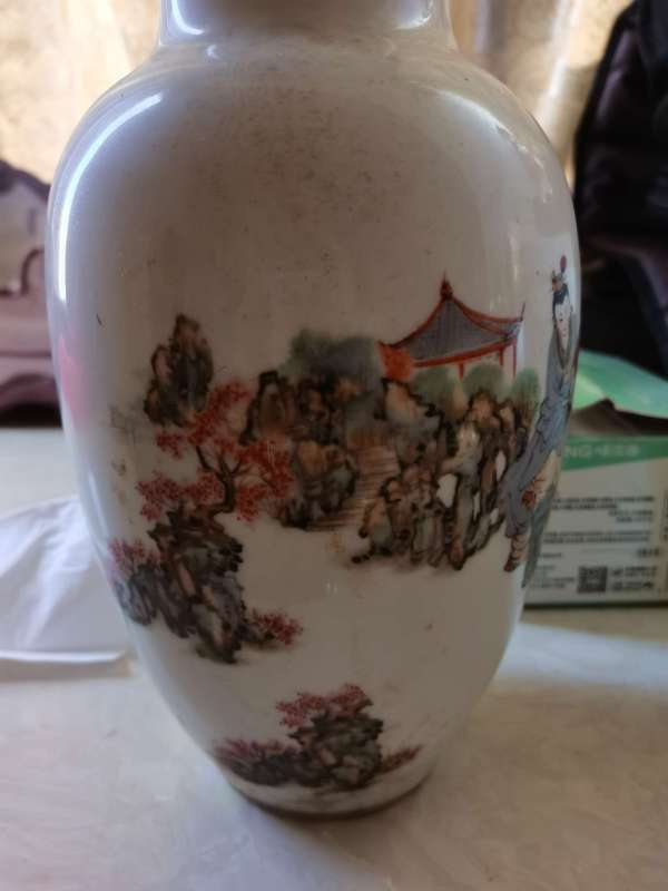 古玩陶瓷印花粉彩人物故事紋瓶真品鑒賞圖