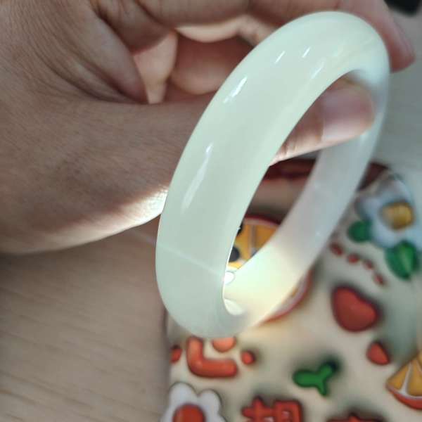 古玩玉器玉鐲真品鑒賞圖