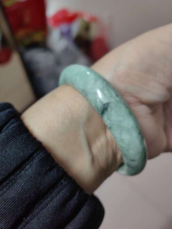 古玩玉器翡翠手鐲真品鑒賞圖