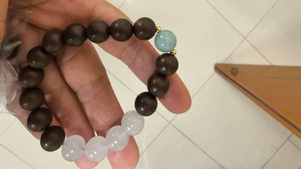 古玩玉器天然翡翠珠真品鑒賞圖