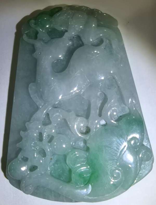 古玩翡翠牌子真品鑒賞圖