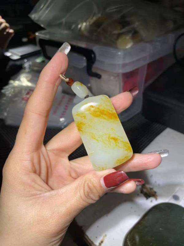 古玩陶瓷當代 和田玉牌真品鑒賞圖