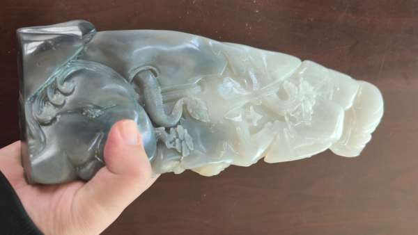 古玩玉器和田玉御龍觀音擺件真品鑒賞圖