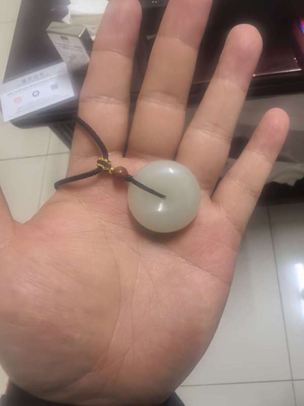 古玩和田玉平安扣真品鑒賞圖